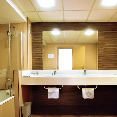 Отель President