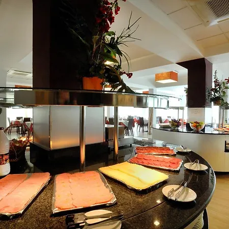 Отель President